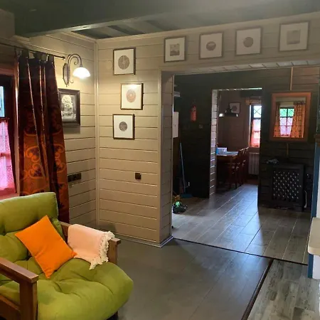 остра Holiday home Shcherbovets